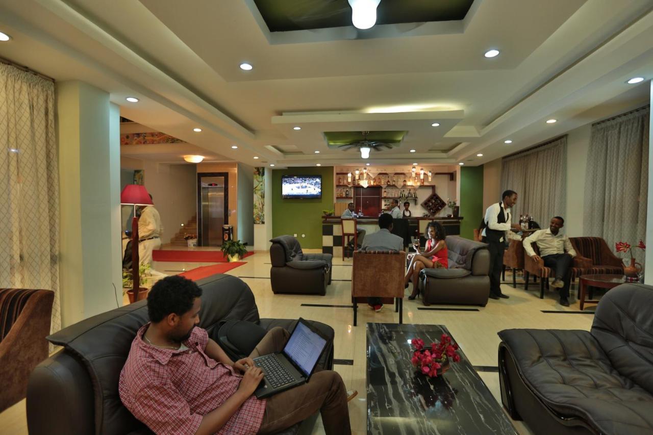 Rahnile Hotel 巴赫达尔 外观 照片