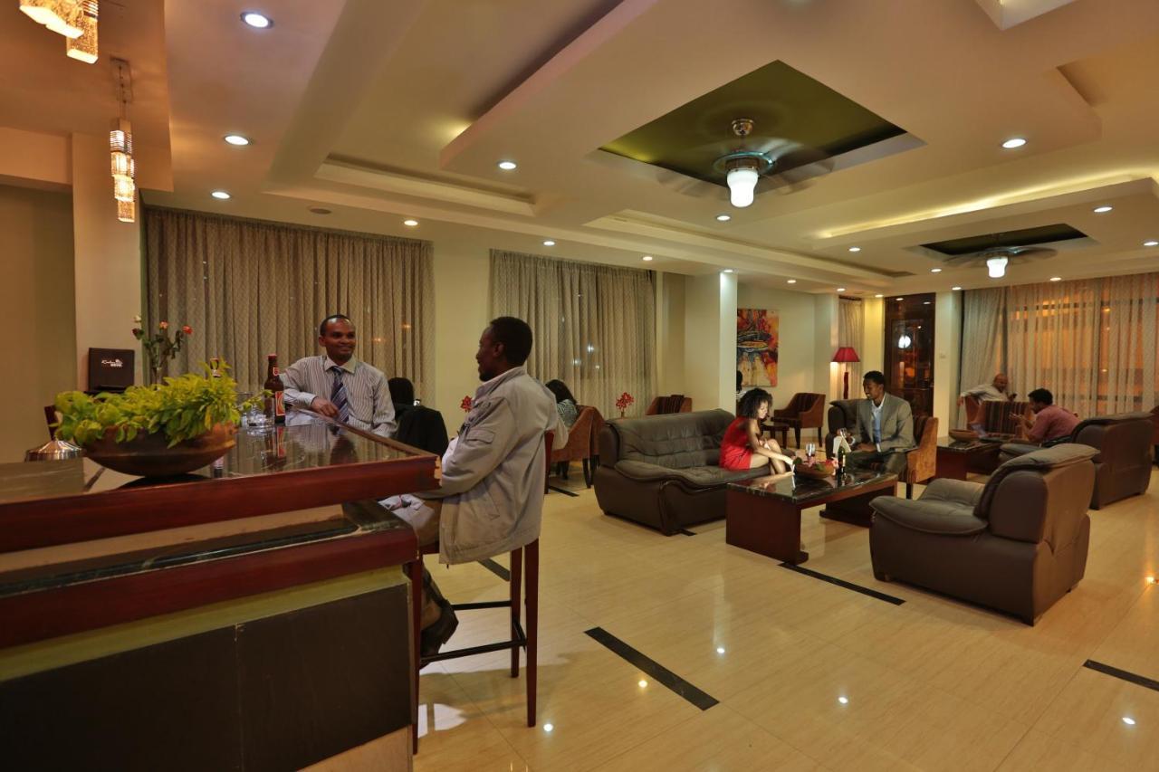 Rahnile Hotel 巴赫达尔 外观 照片