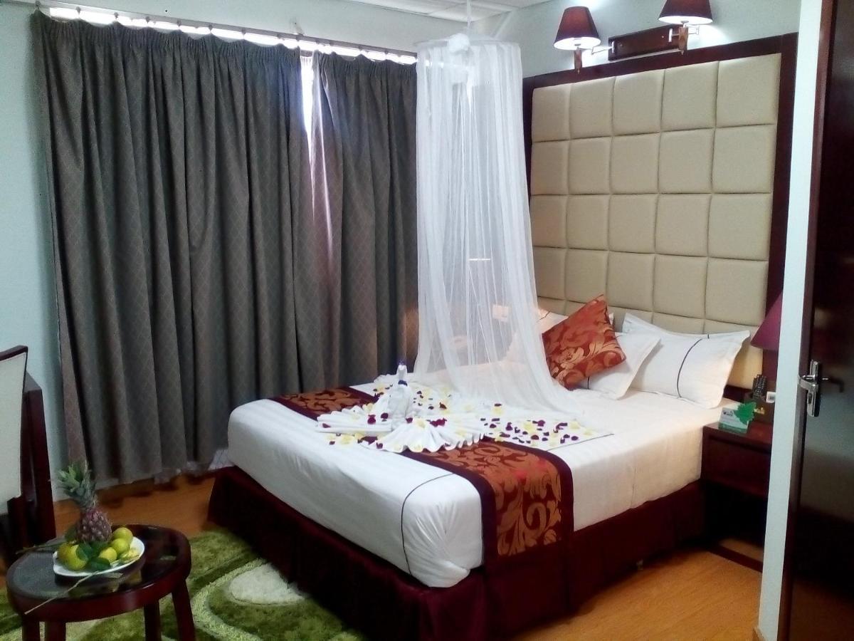 Rahnile Hotel 巴赫达尔 外观 照片