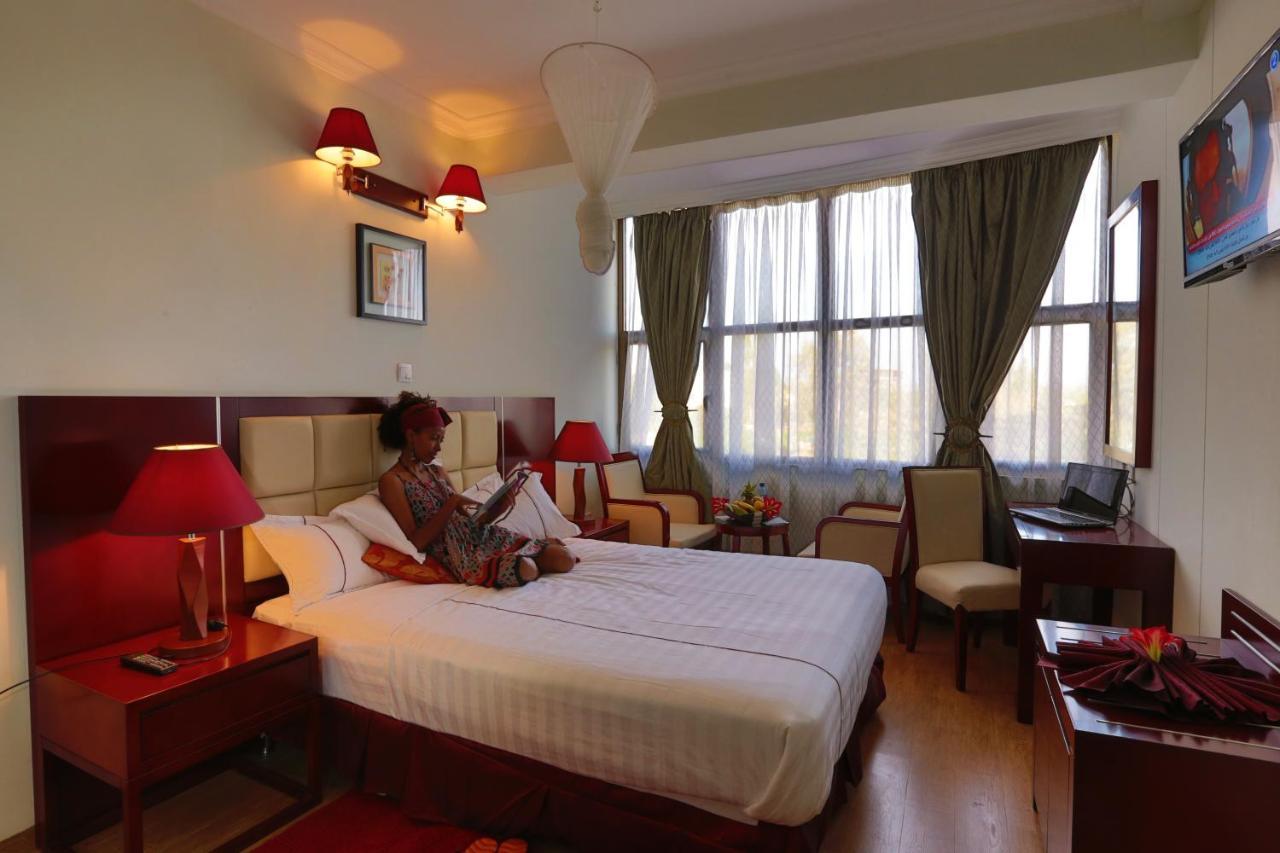 Rahnile Hotel 巴赫达尔 外观 照片